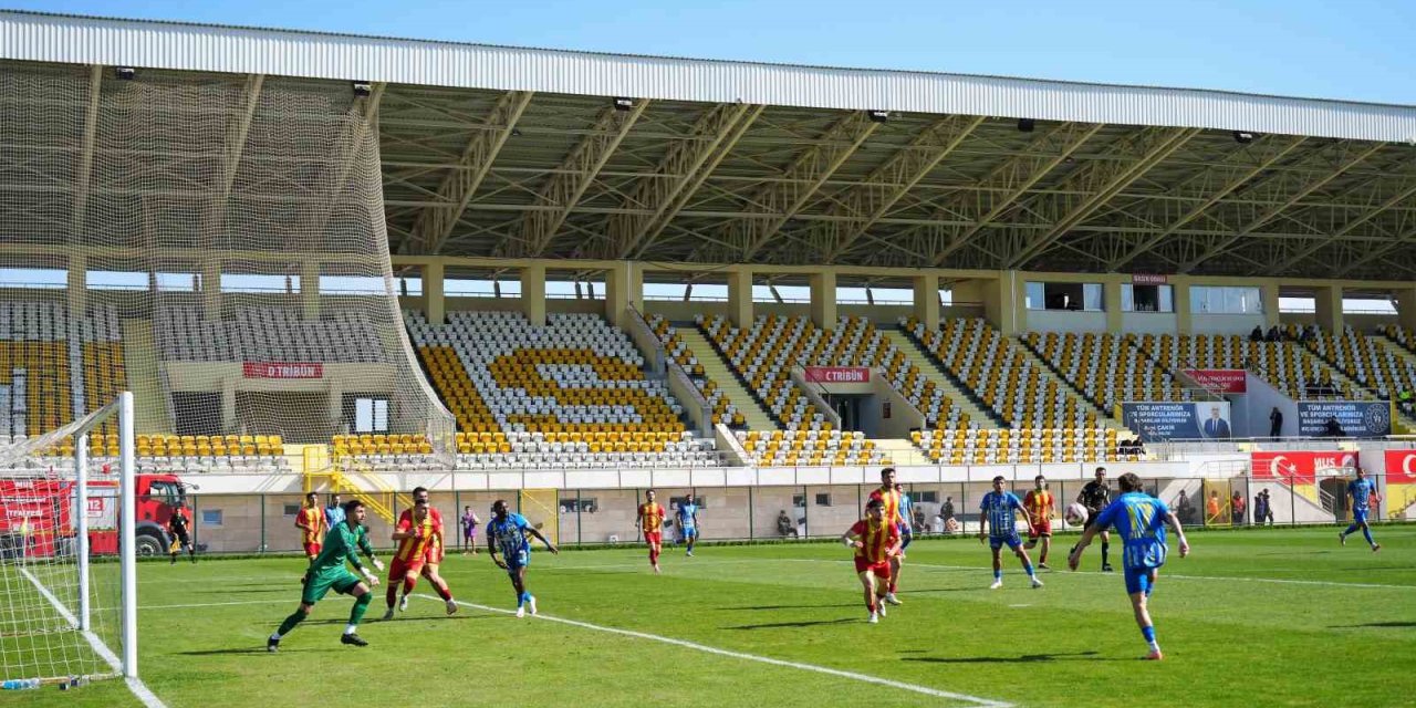 TFF 2. Lig: Muş Spor Kulübü: 3 - Yeni Malatyaspor: 1