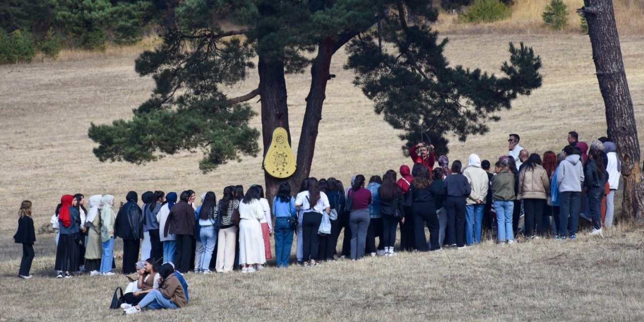 Öğrenciler doğa ile iç içe eğlendi