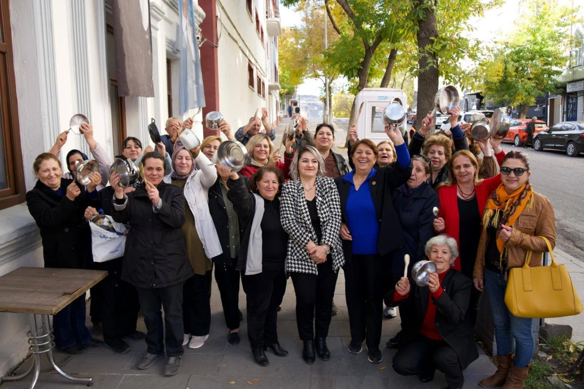 Kars CHP’de boş tencereler sosyal medyada