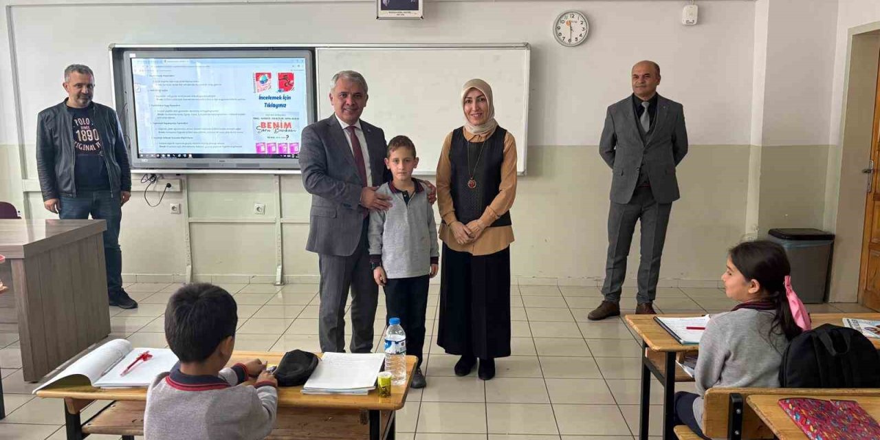 Hayat kurtaran öğretmene tebrik ziyareti