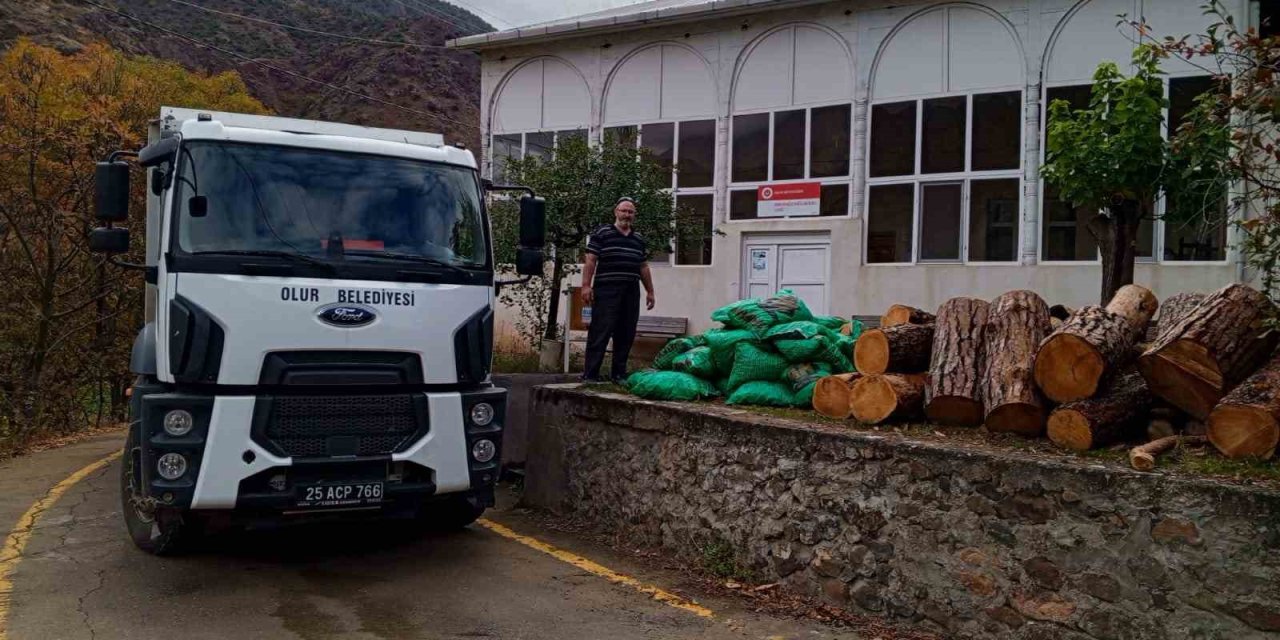 Olur Belediyesi’nden camilere kışlık kömür desteği