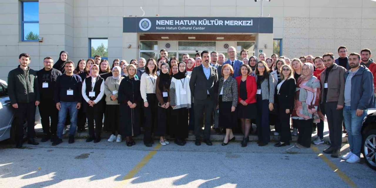 Aşı geliştirilmesi ve üretimi temel eğitimi Atatürk Üniversitesinde gerçekleştirildi