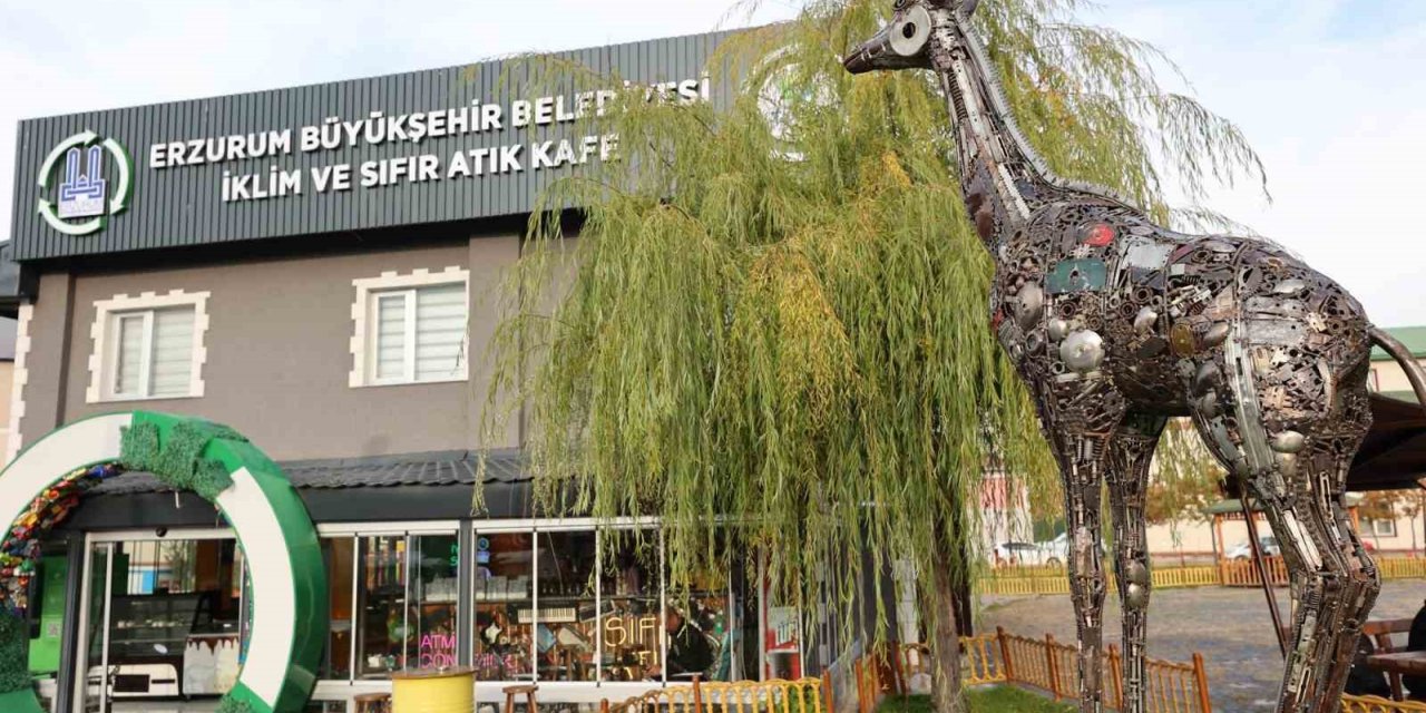 Büyükşehir’in "Sıfır Atık Kafe Ve Otobüs Durağı Projesi" Türkiye birincisi oldu