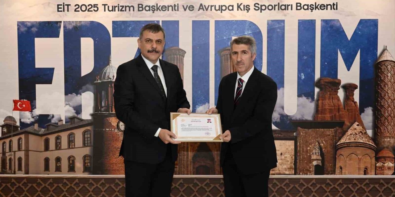 Zeki Koçak Hoca Erzurum’a veda etti