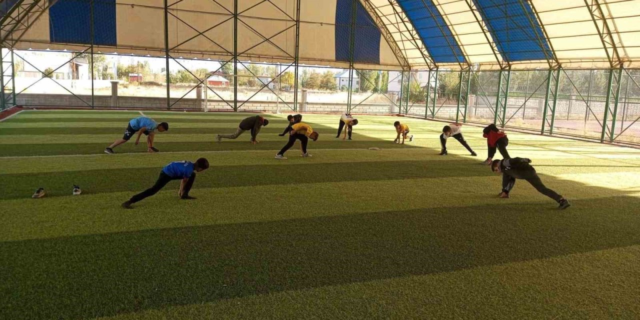 Korkut’ta atletizm antrenmanları sürüyor