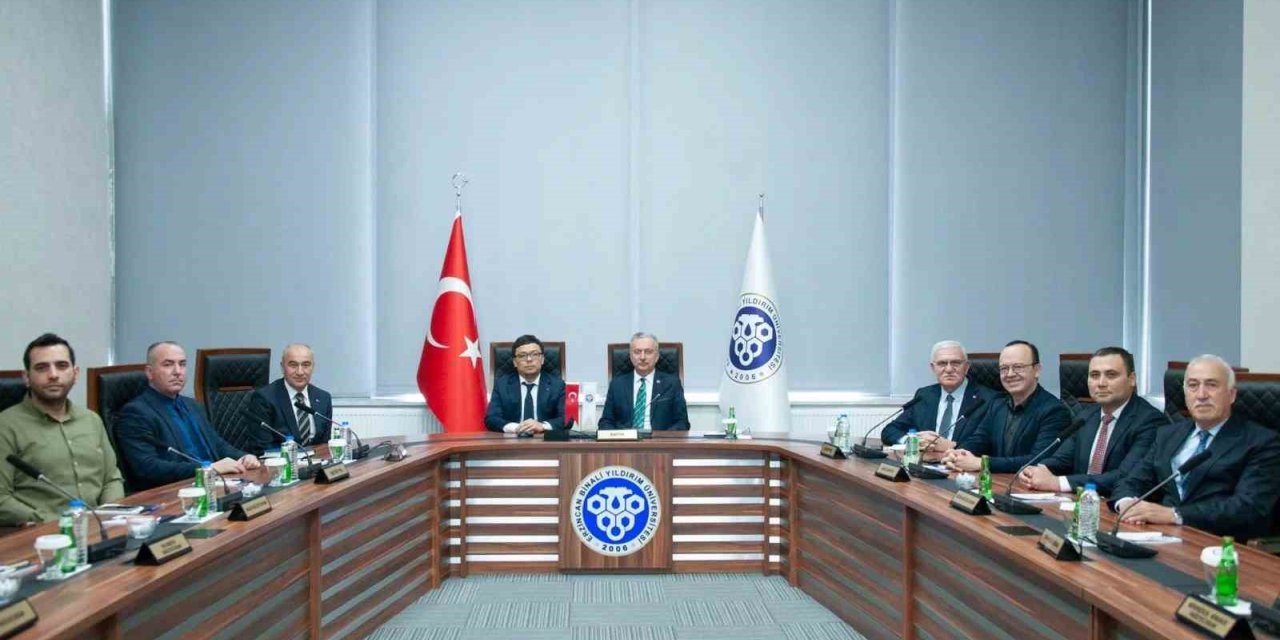 EBYÜ ile Özbekistan Orıental Unıversity arasında iş birliği protokolü imzalandı