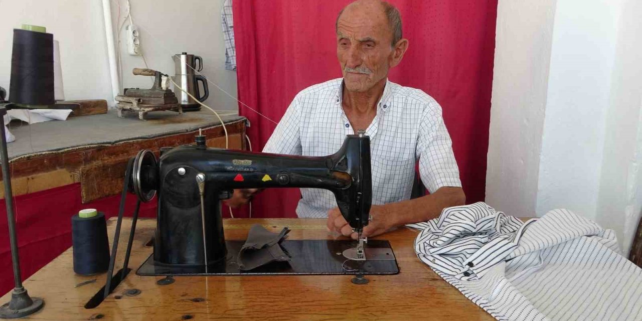 Çocuk yaşta eline aldığı iğne ipliği 60 yıldır bırakmadı
