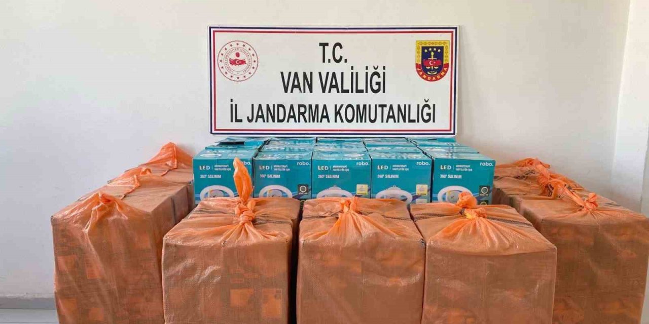 Van’da gümrük kaçağı malzeme ele geçirildi
