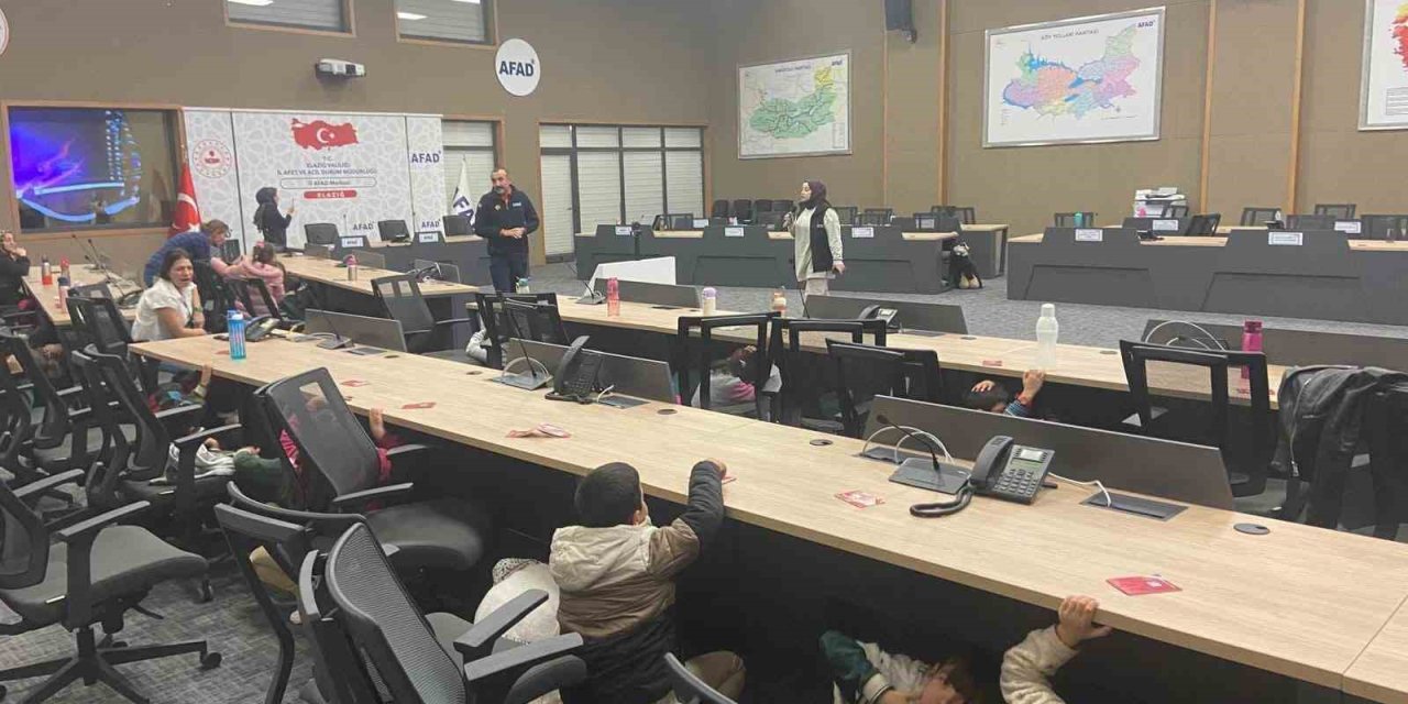 Elazığ’da öğrencilere afet farkındalık eğitimi