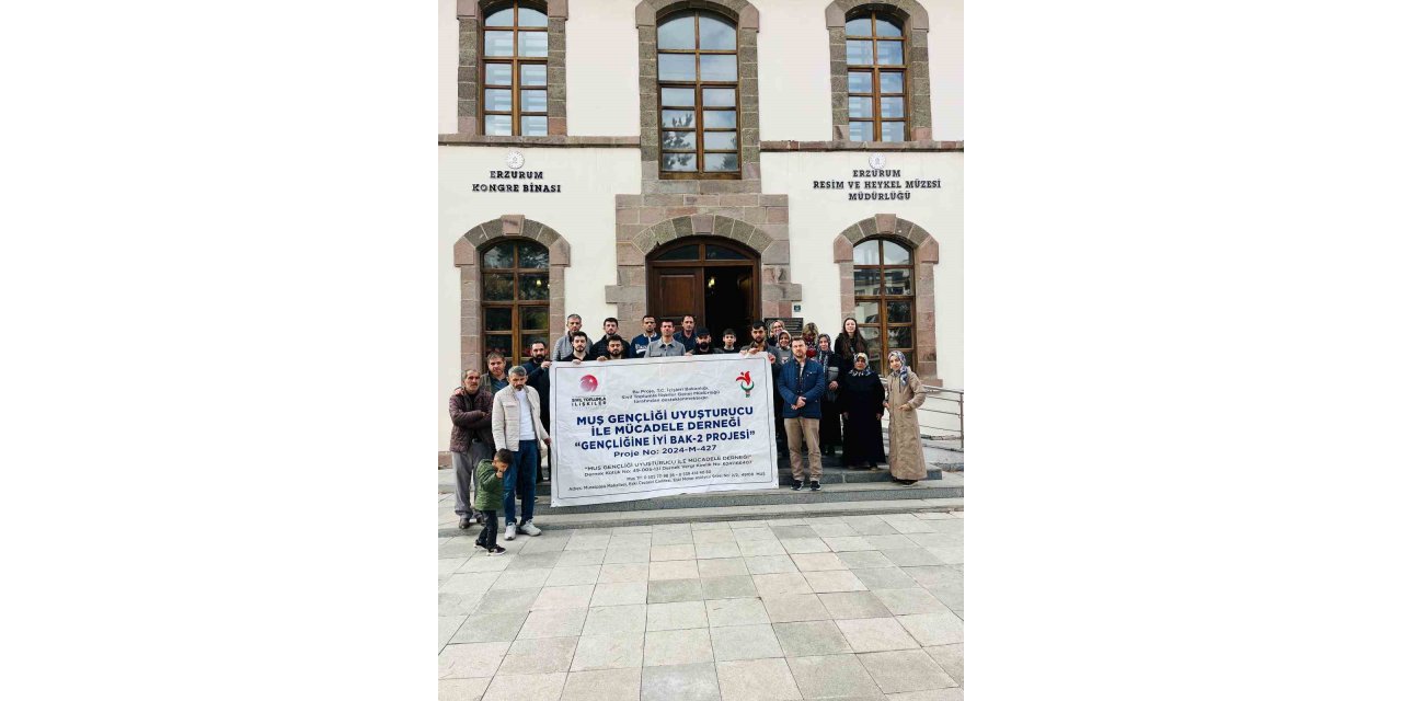 Muşlu gençler, Erzurum’un tarihi ve kültürel mekanlarını gezdi