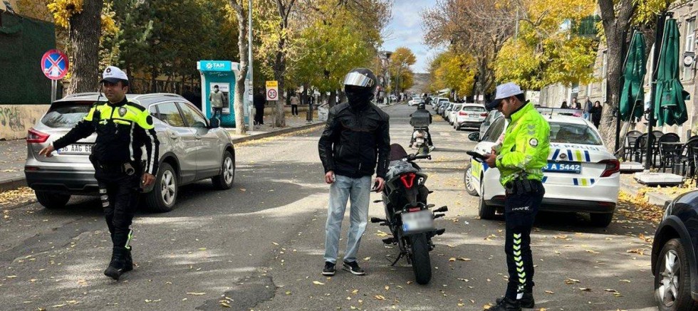 Kars’ta motosiklet sürücüleri denetlendi