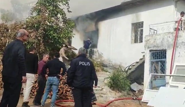 Malatya’da korkutan ev yangını