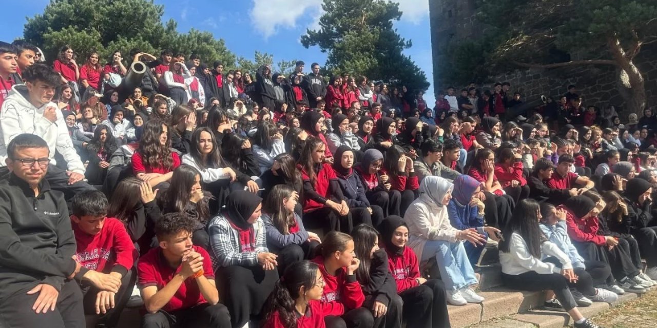 Erzurum tarihin izinde, ecdada vefa ile geleceğe yürüyor