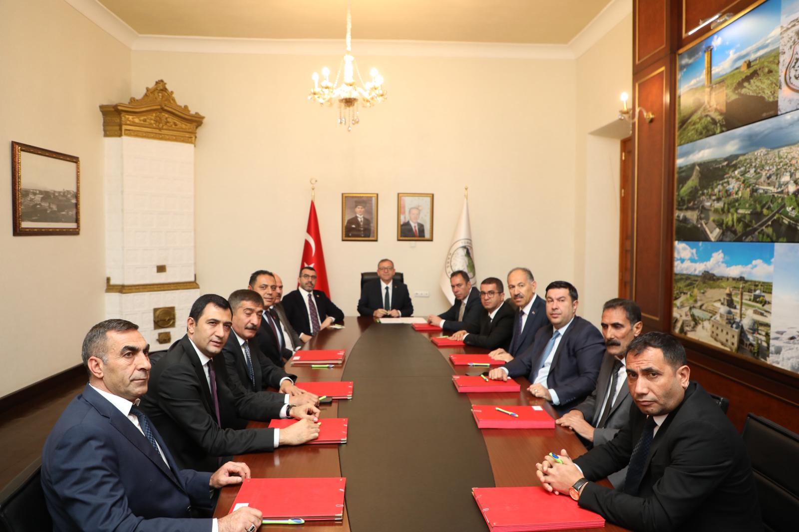 Kars’ta “Evlenecek Gençlerin Desteklenmesi Projesi” hayata geçirildi