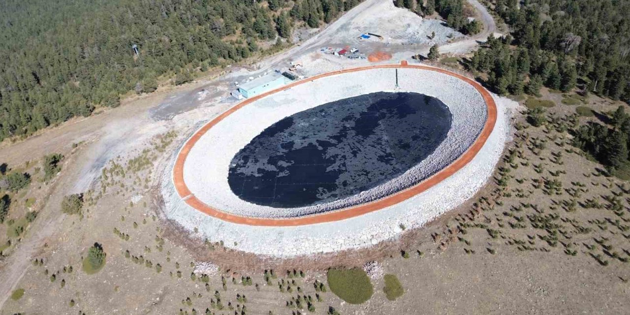 Sarıkamış Kayak Merkezi, modern karlama sistemleriyle sezona hazırlanıyor