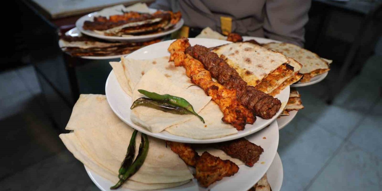 Alanya’da bin 600 TL, Elazığ’da 500 TL: Müşteri fiyatlara inanamadı