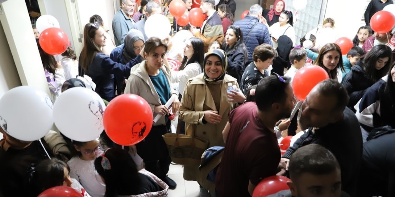 Ardahan Belediyesi Nuri Vatan Kültür Merkezi’nde 29 Ekim gösterisi