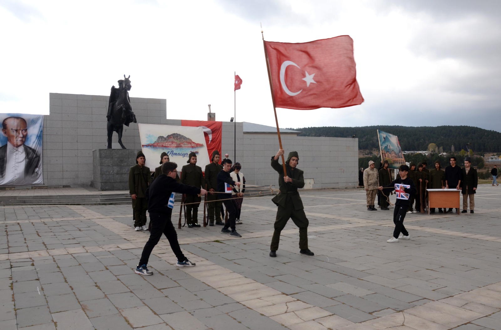 Sarıkamış’ta Cumhuriyet coşkusu