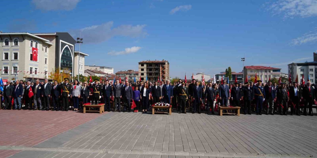 Muş’ta Cumhuriyet Bayramı coşkuyla kutlandı