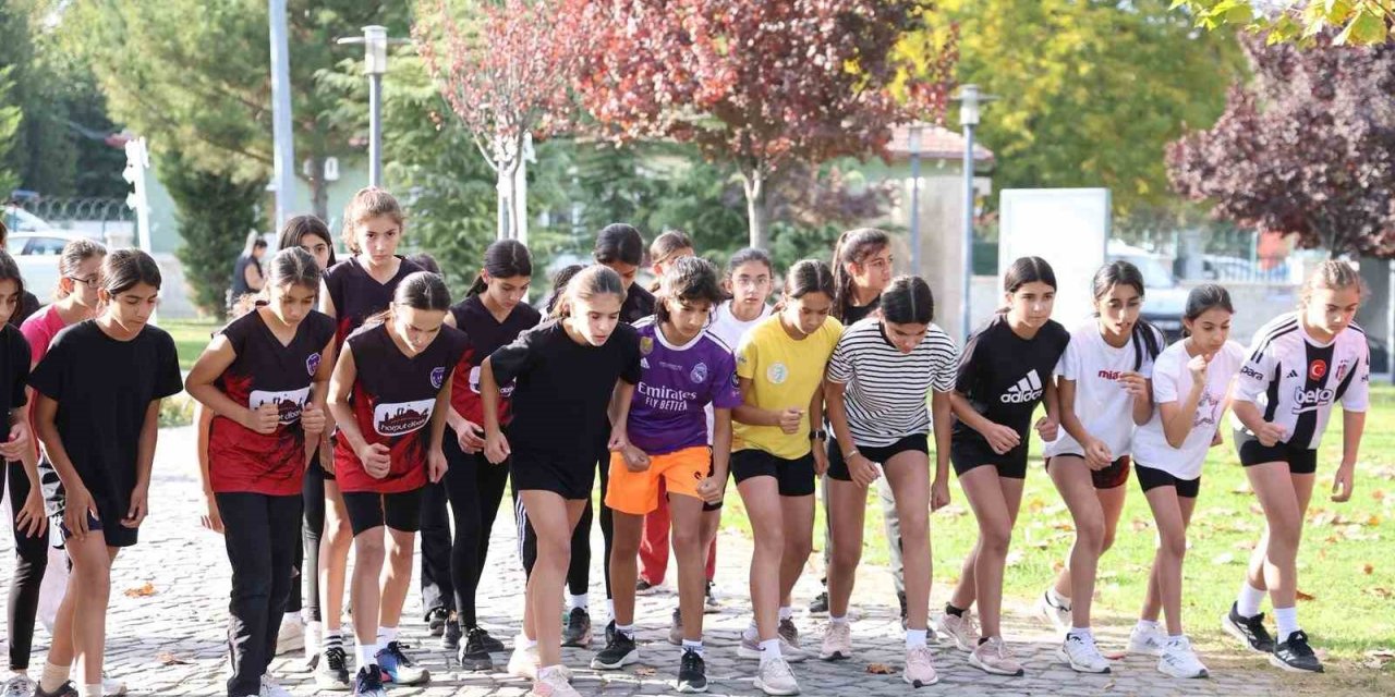 Elazığ’da Cumhuriyet coşkusu sporla kutlandı