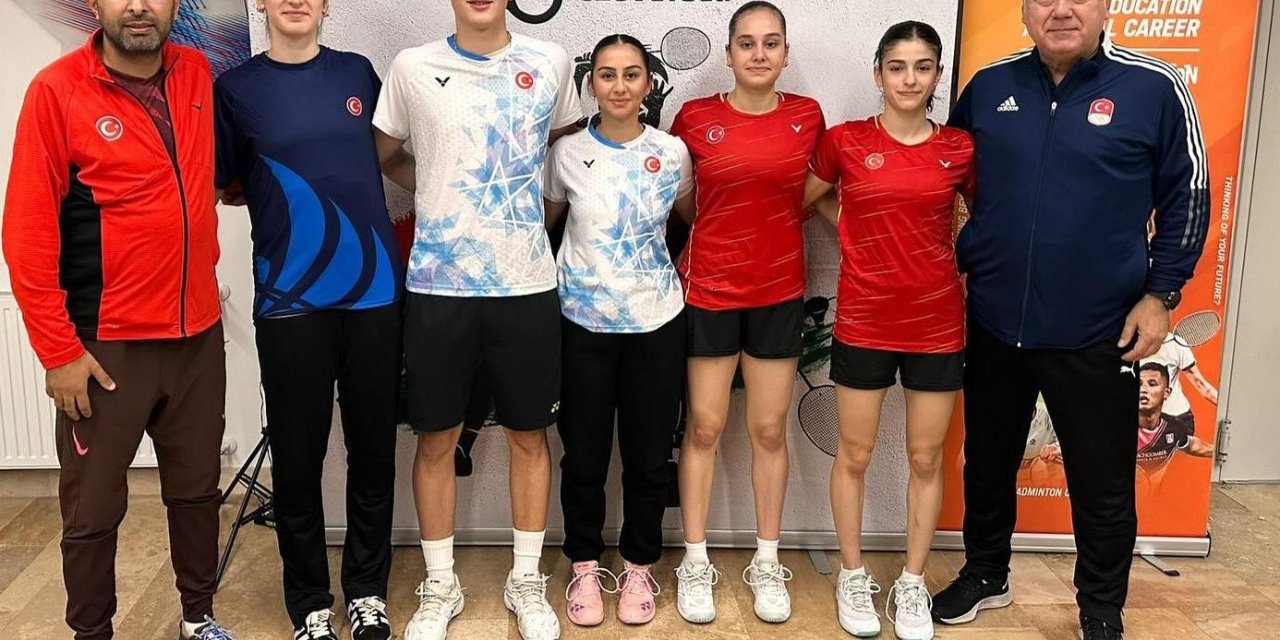 Milli badmintoncular Avrupa’da yarı finalde