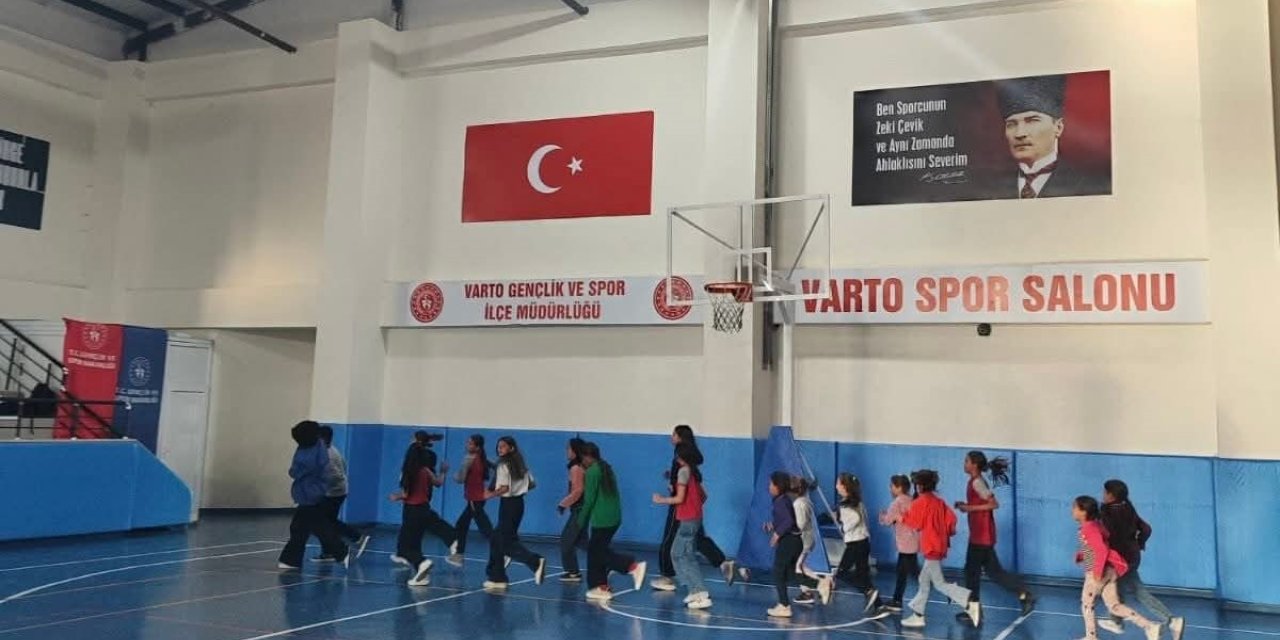 Varto’da voleybol kursuna yoğun ilgi