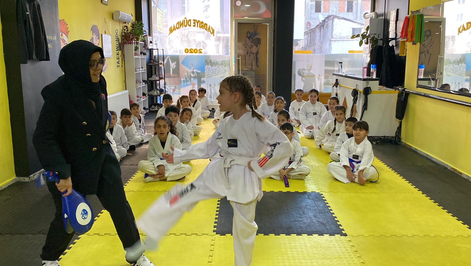 Kars’ta Taekwondo’da Kuşak Heyecanı