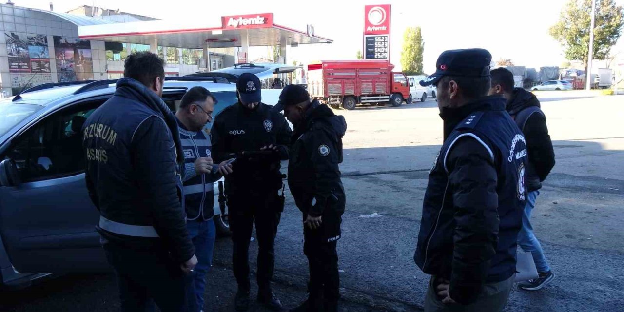 Erzurum polisinden göçmen operasyonu