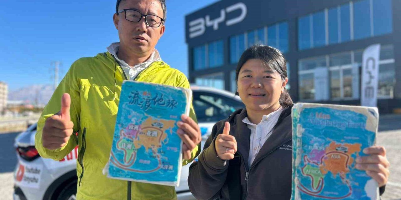 Elektrikli araçla dünya turuna çıkan çevreci çift Van’a ulaştı