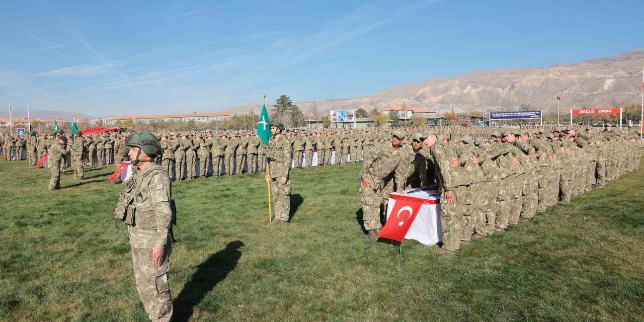 Erzincan’da bedelli erler yemin etti