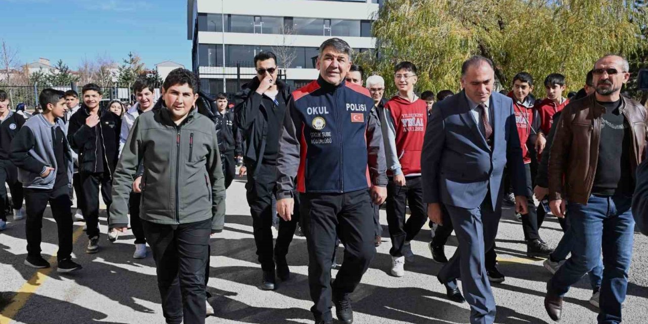 Erzurum’da her okul bir polise zimmetli