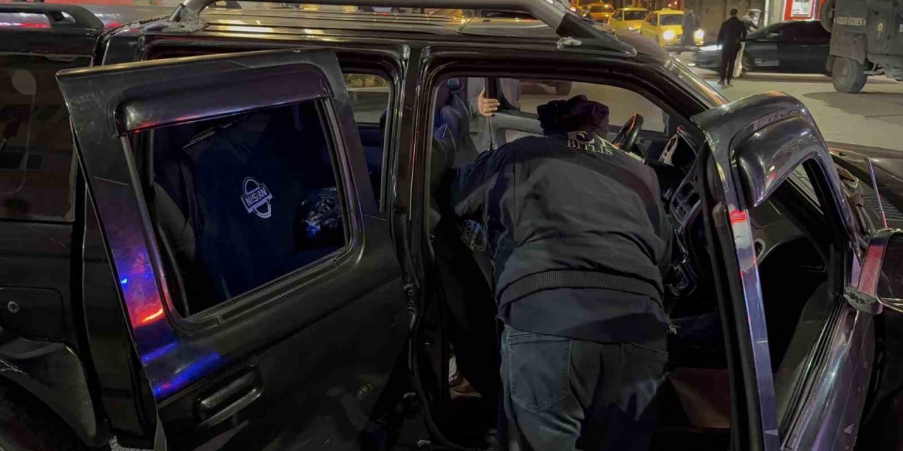 Tatvan’da jandarma ve polisten ortak asayiş uygulaması