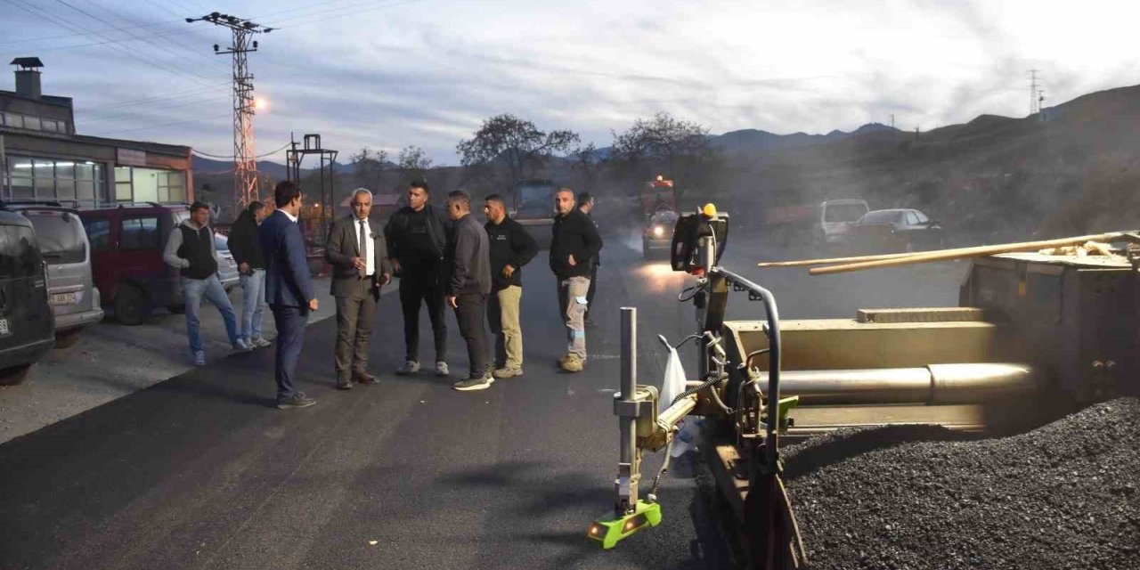 Oltu’da asfalt seferberliği