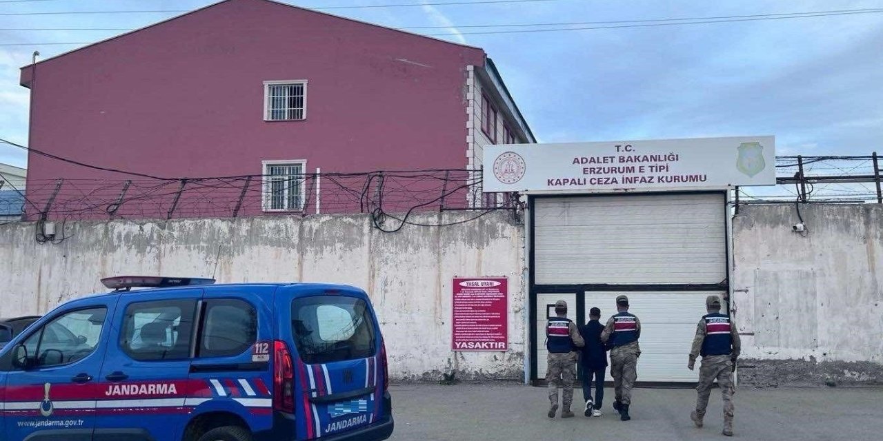 Jandarma ekipleri Erzurum’da kaçak şahsı yakaladı
