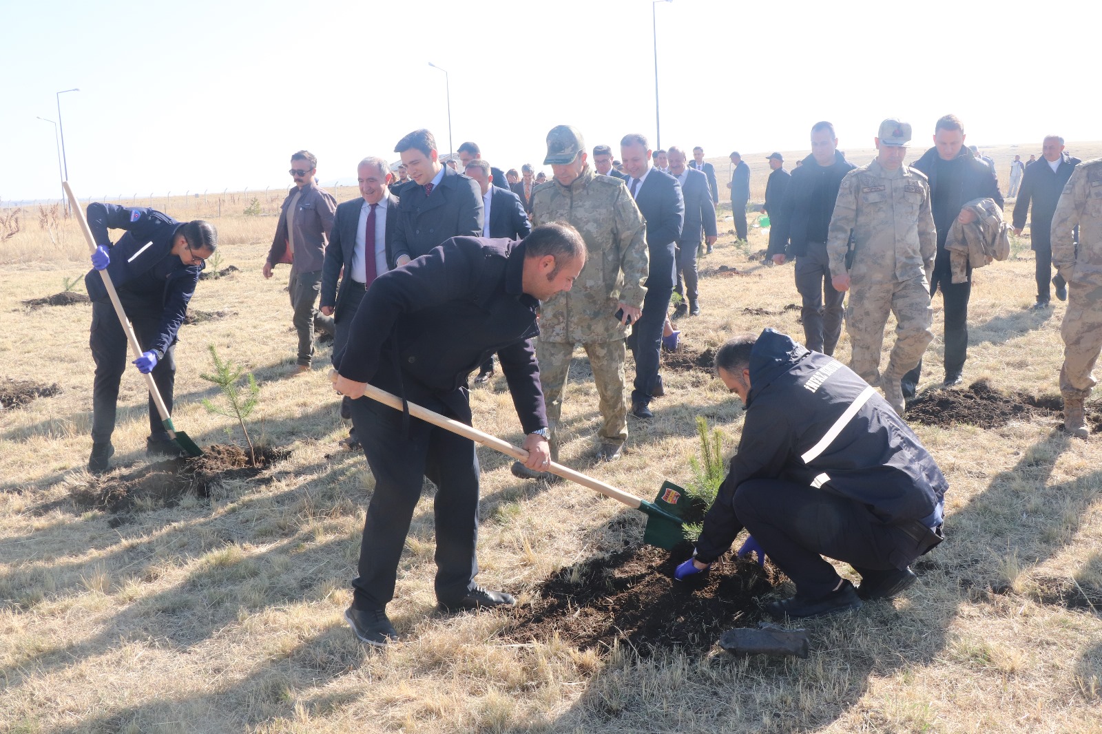 Kars T Tipi Cezaevinde fidanlar hayat buldu