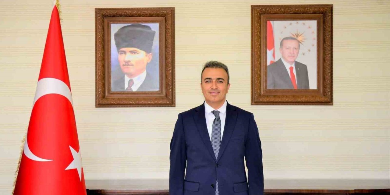 Vali Çiçek’ten 10 Kasım Atatürk’ü anma günü mesajı