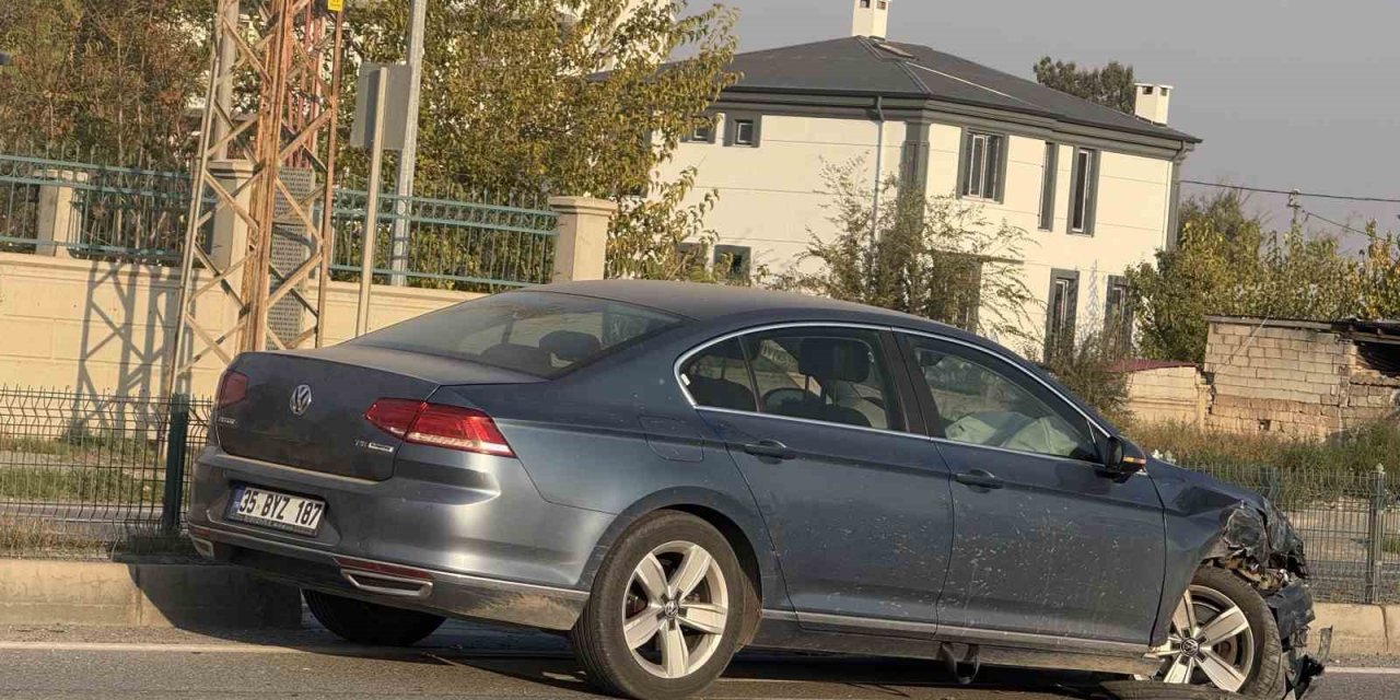 Iğdır’da maddi hasarlı trafik kazası