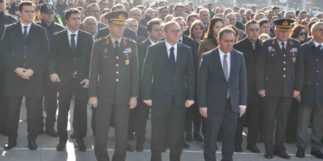 Atatürk ölümünün 87. yıldönümünde Kars’ta anıldı