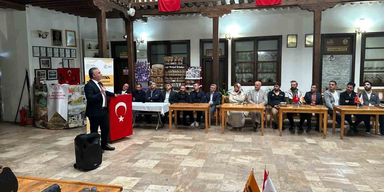 Fethi Gemuhluoğlu memleketi Arapgir’de anıldı