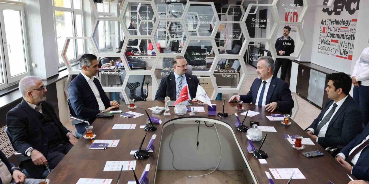 Atatürk Üniversitesinde dijital bilgi üretim seferberliği başladı