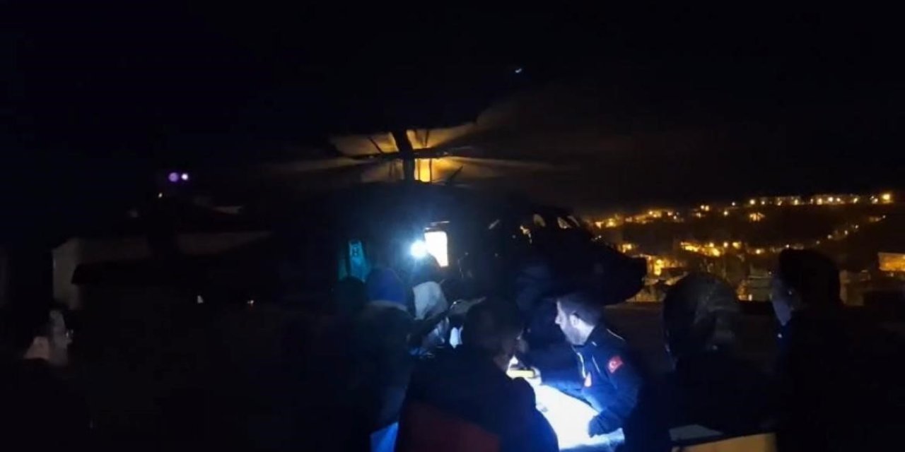 Yüksekten düşen genç, jandarma helikopteriyle kurtarıldı