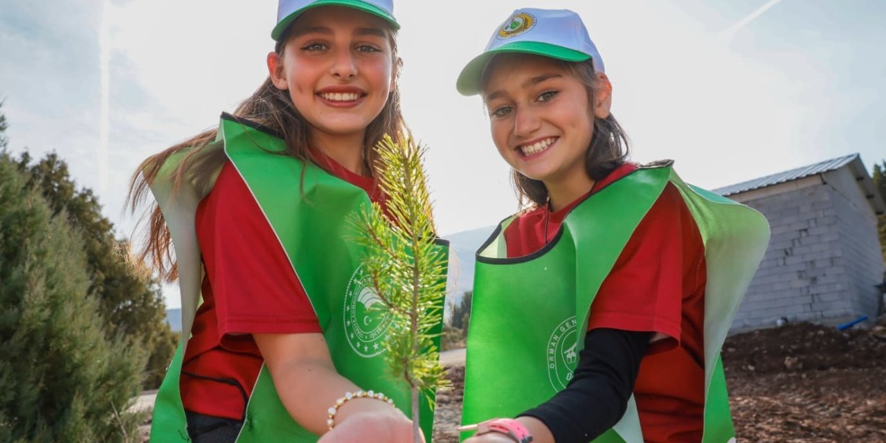 Erzincan’da 14 bin fidan toprakla buluştu