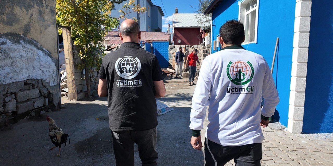 Avrupa Yetim Eli Derneği Ağrı’da nakdi yardım gerçekleştidi