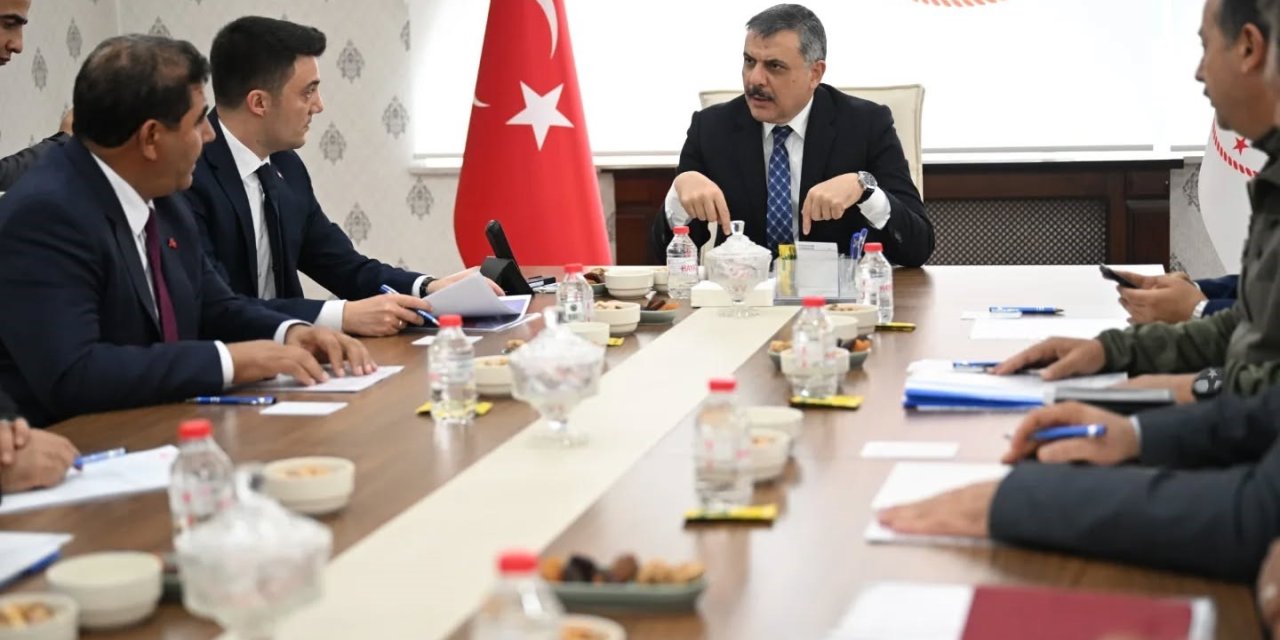 Vali Çiftçi, Horasan’da