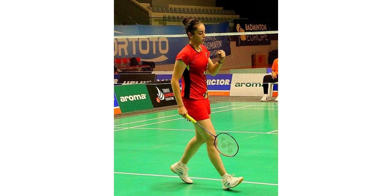 Erzincanlı genç raket uluslararası arenada yarı finalde