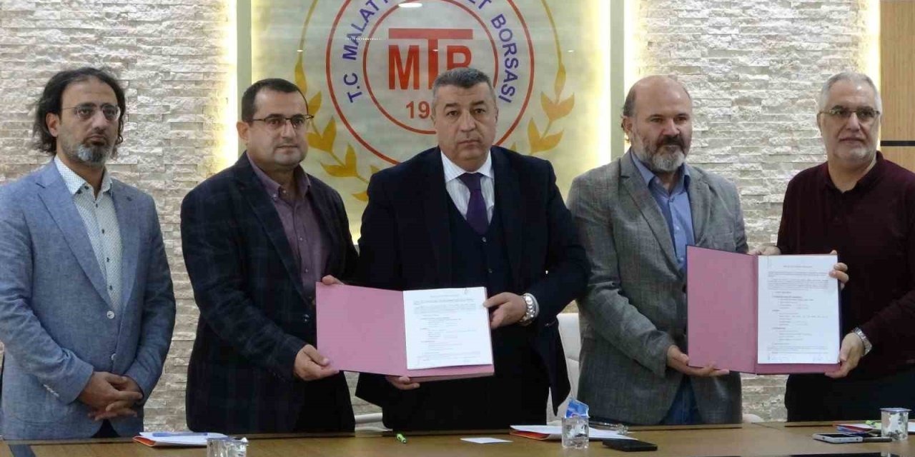 Malatya’da zirai donun etkileri için Üniversite ve Borsa arasında iş birliği protokolü imzaladı