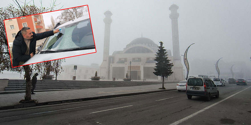 Kars'ta yoğun sis nedeniyle görüş mesafesi 10 metreye düştü