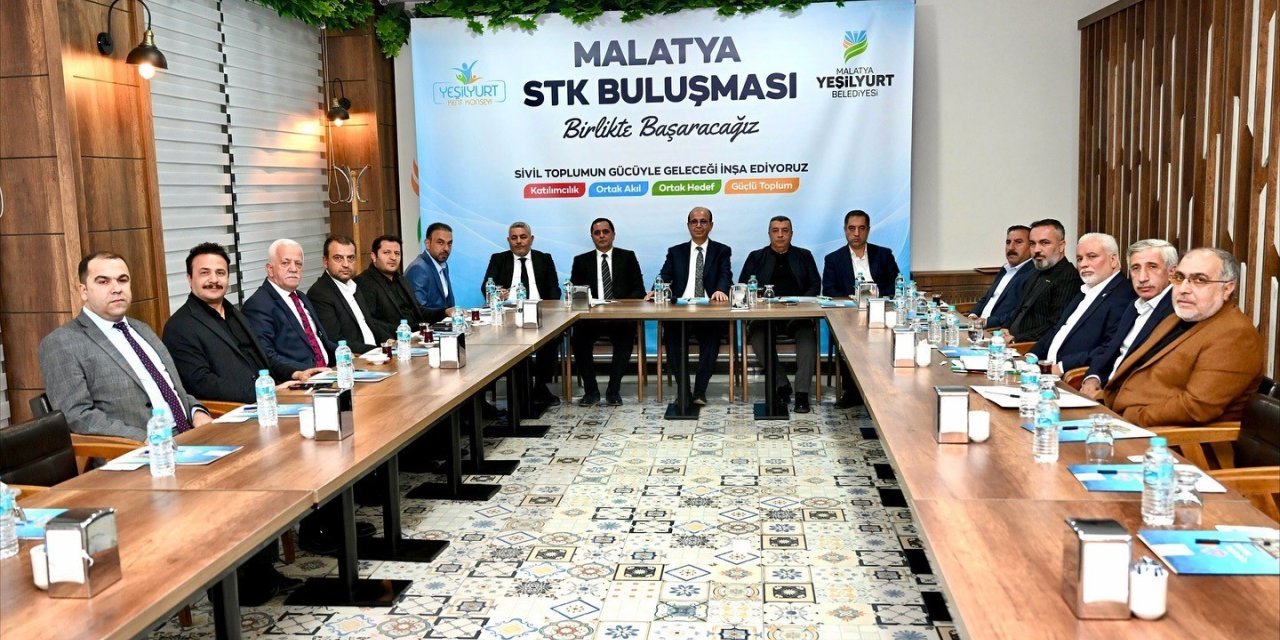 Başkan Geçit’ten iş dünyasıyla ekonomik istişare toplantısı