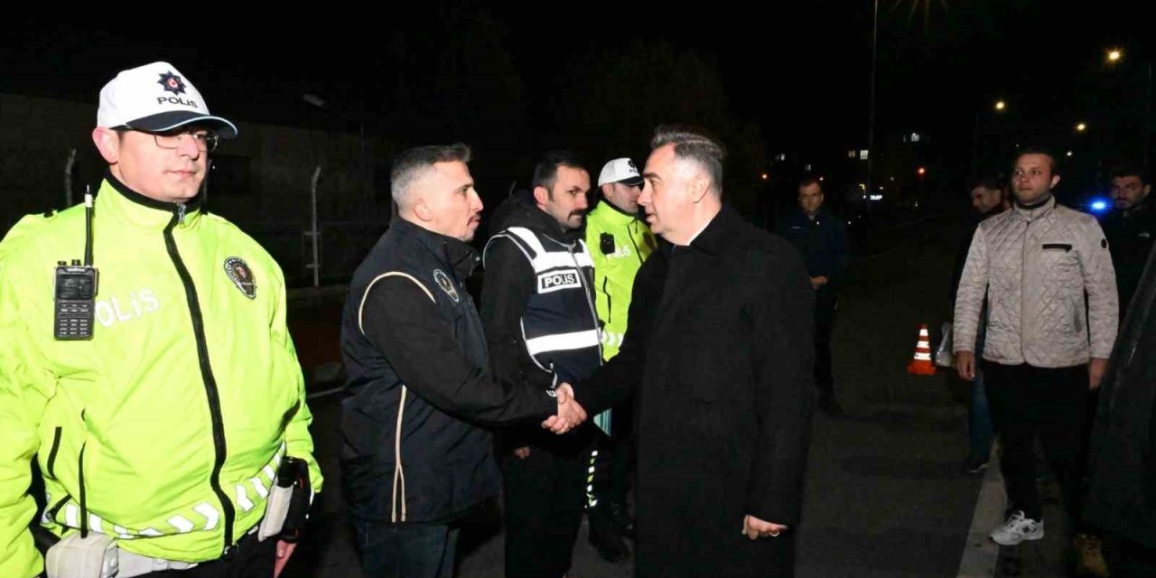 Ağrı Emniyet Müdürü Önder, KYK yurtlarında gece güvenlik tedbirlerini denetledi