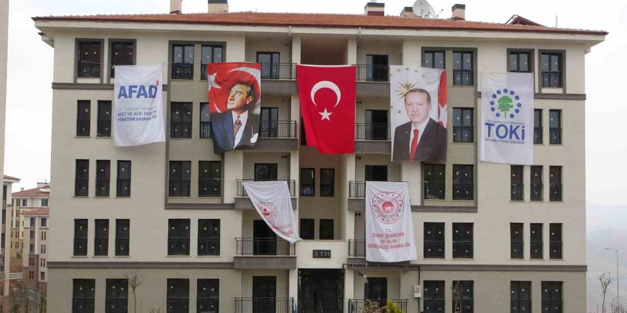 Malatya’da deprem konutlarının anahtar teslimi sürüyor